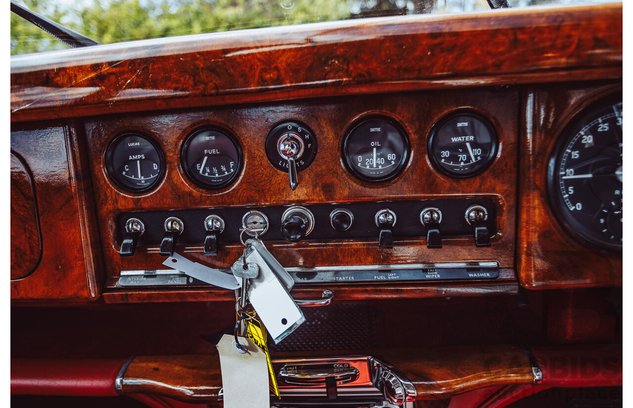 1/1964 Jaguar S-Type 3.4 4d Sedan White 4.2L Converted