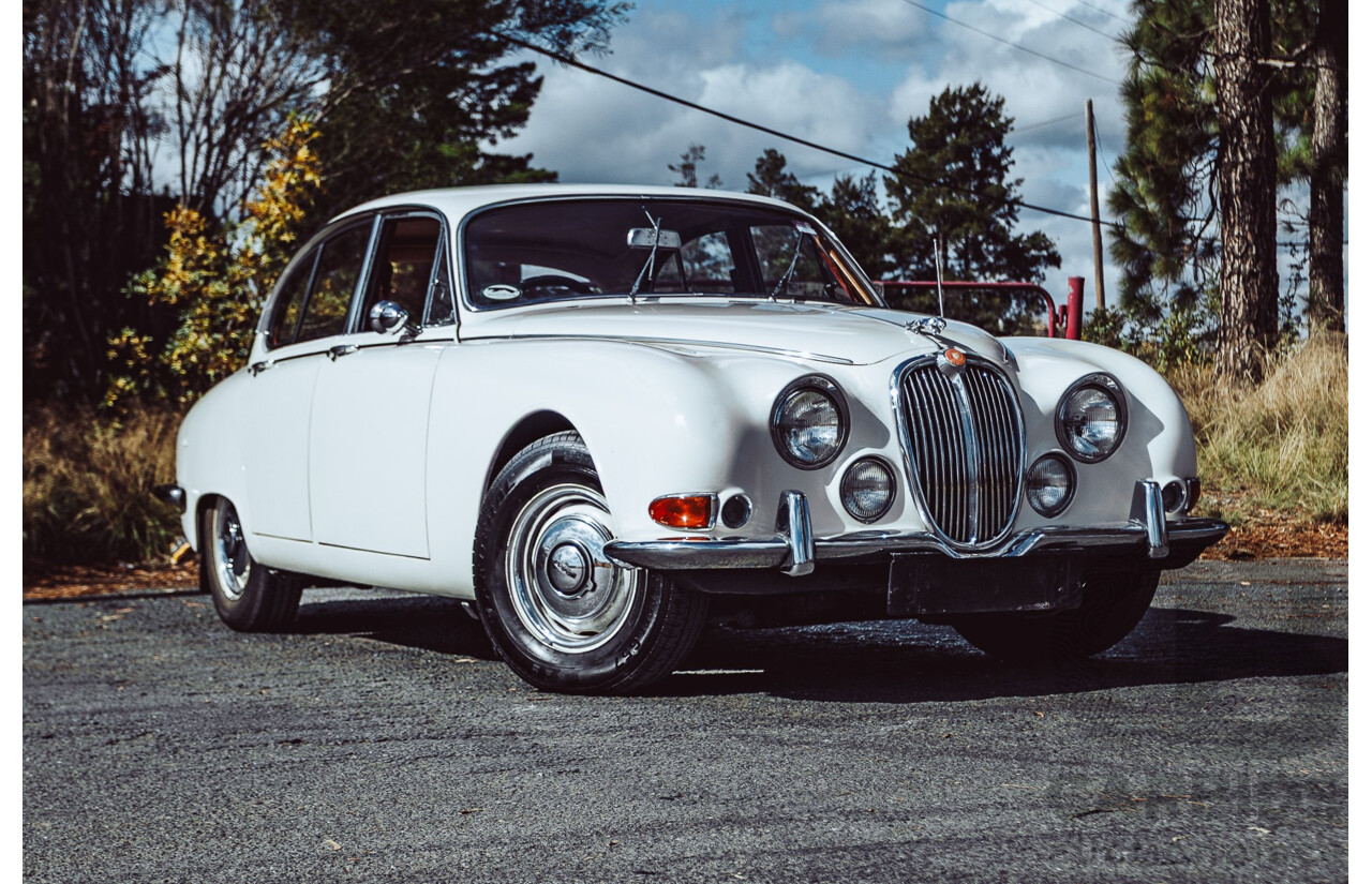 1/1964 Jaguar S-Type 3.4 4d Sedan White 4.2L Converted
