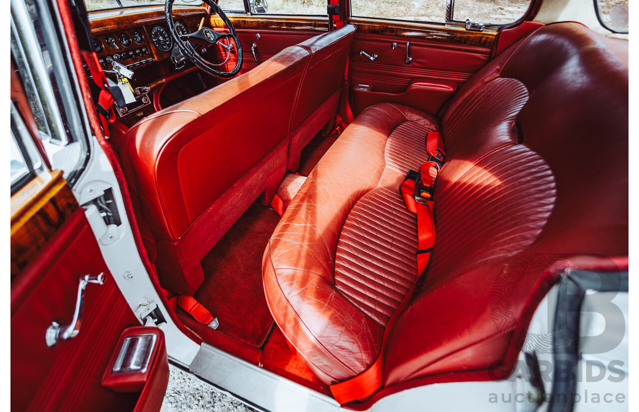 1/1964 Jaguar S-Type 3.4 4d Sedan White 4.2L Converted