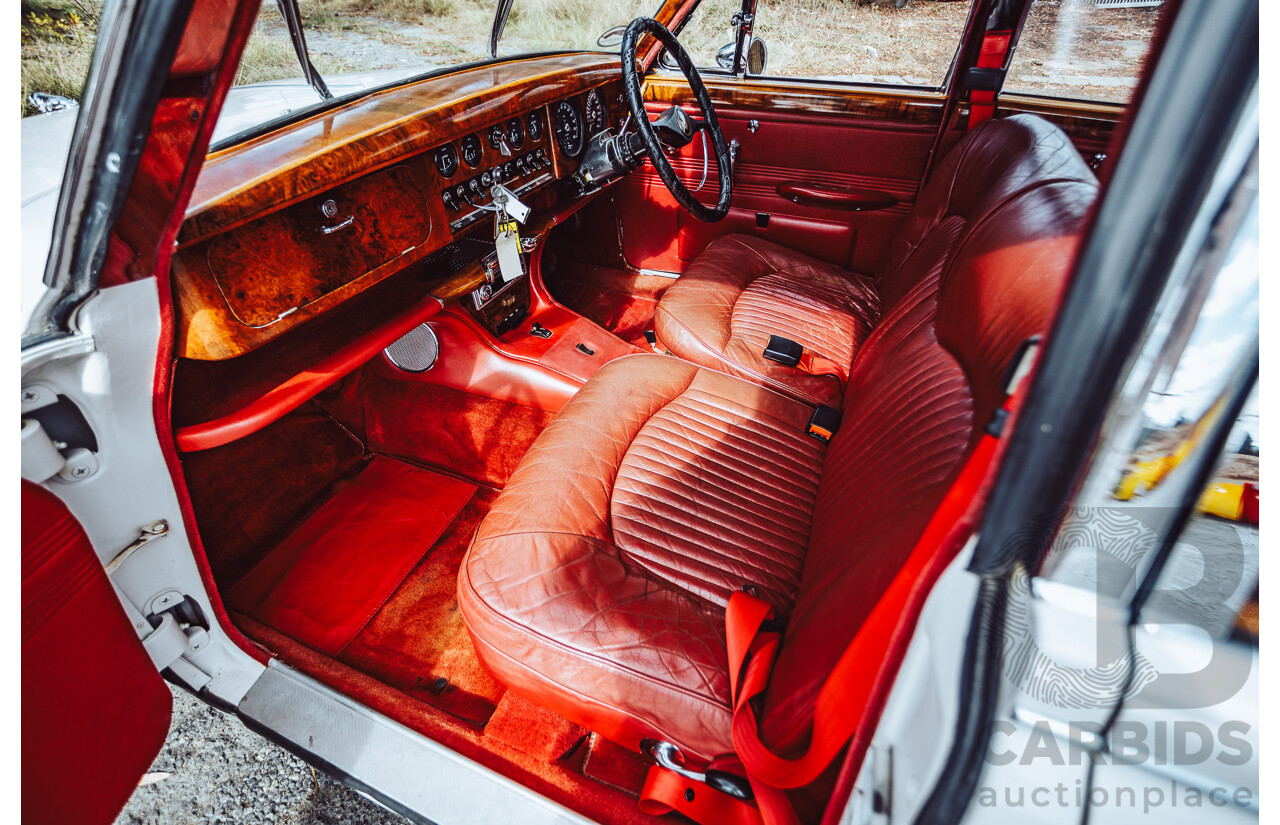 1/1964 Jaguar S-Type 3.4 4d Sedan White 4.2L Converted