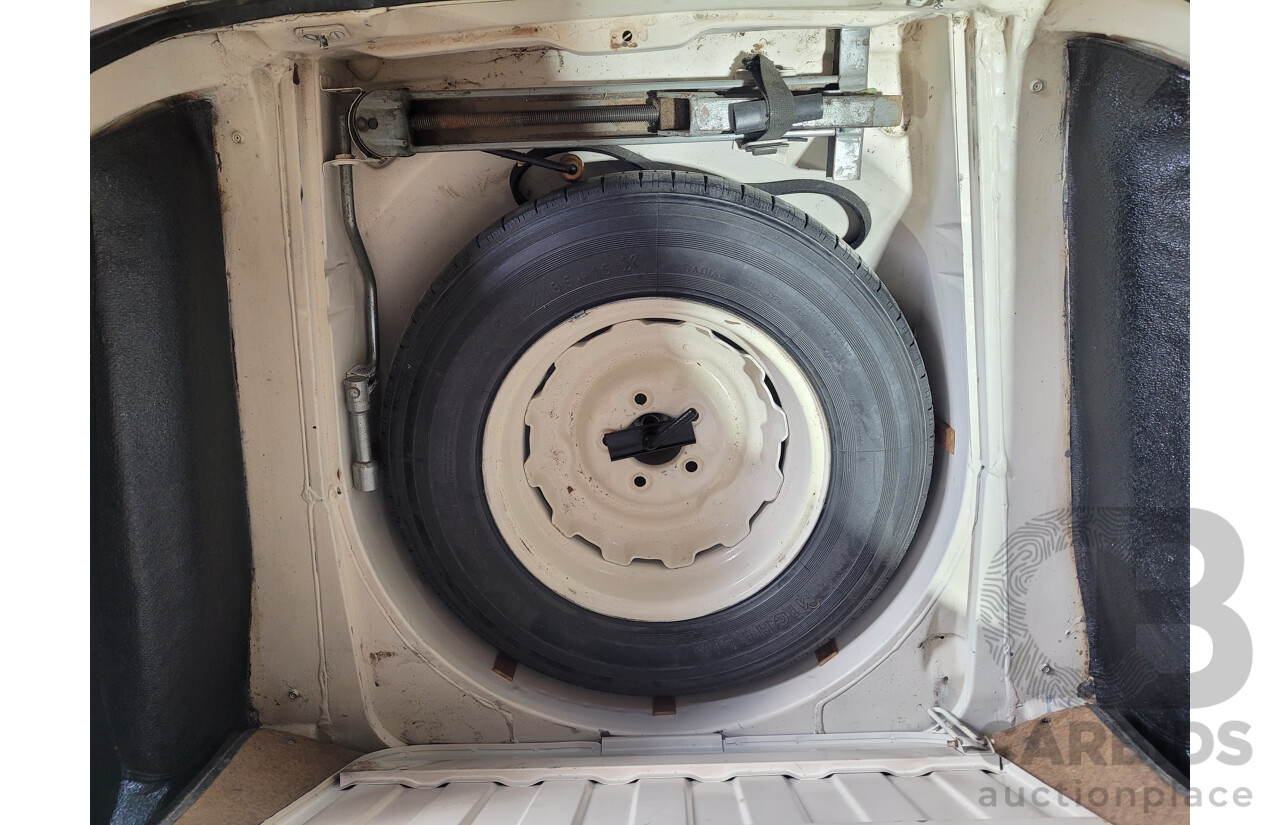 1/1964 Jaguar S-Type 3.4 4d Sedan White 4.2L Converted