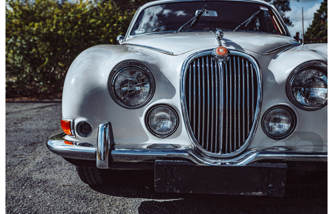 1/1964 Jaguar S-Type 3.4 4d Sedan White 4.2L Converted