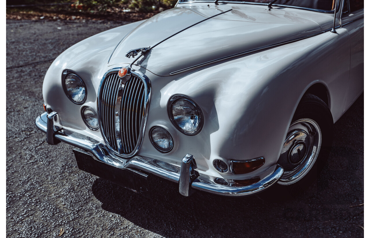 1/1964 Jaguar S-Type 3.4 4d Sedan White 4.2L Converted