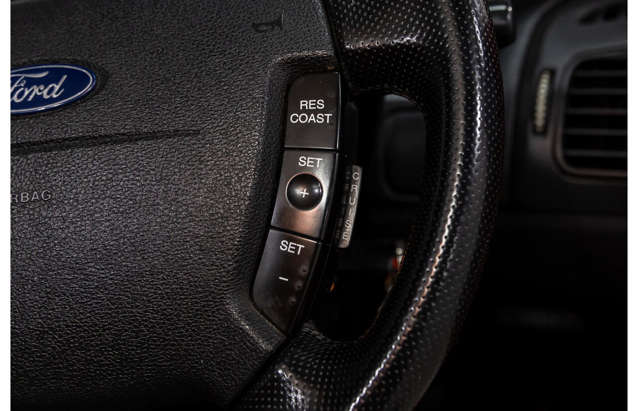 6/2006 Ford Falcon XLS BF Utility Super Cab Vixen Red 4.0L