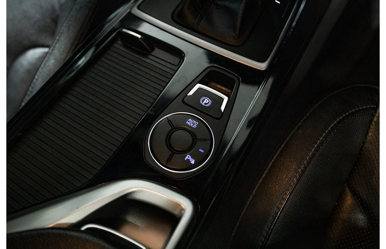 7/2012 Hyundai i40 Premium VF 4d Wagon Sleek Silver Metallic Turbo Diesel 1.7L