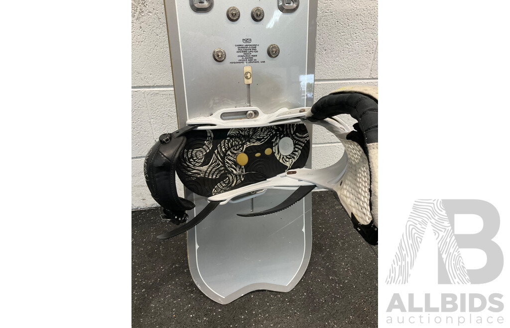 BURTON FISH 2009 Limited 160cm Snowboard and BURTON Wheelie Board Bag - Lot of 2