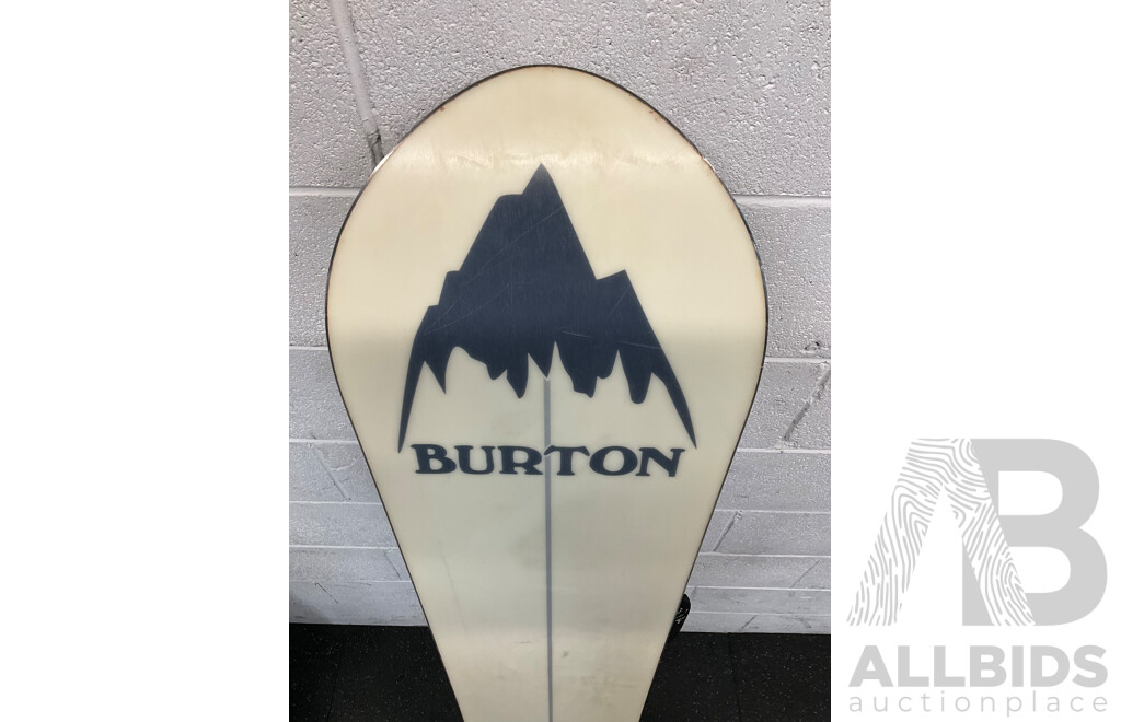 BURTON FISH 2009 Limited 160cm Snowboard and BURTON Wheelie Board Bag - Lot of 2