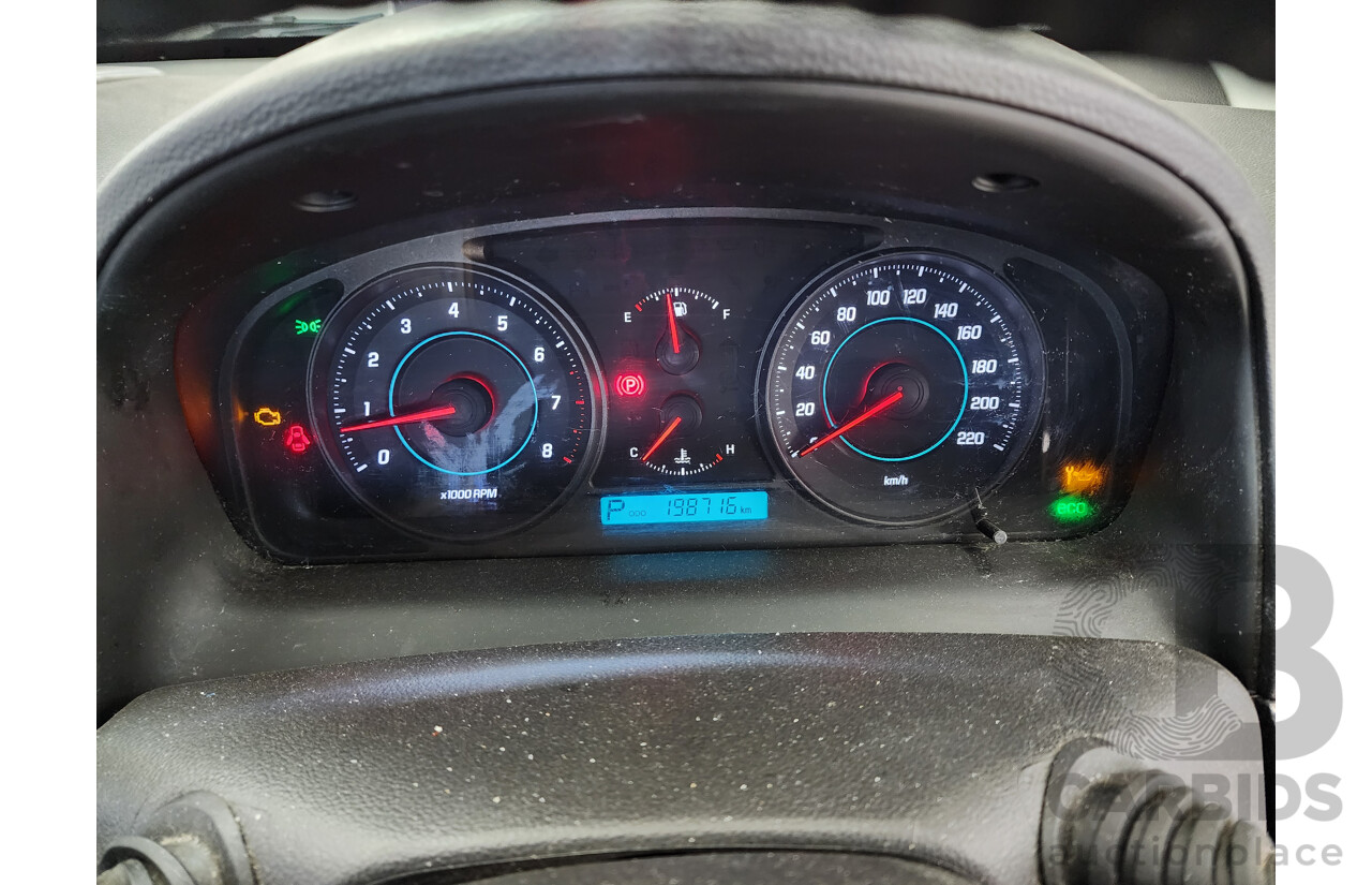 8/2012 Holden Captiva 7 CX (4x4) CG SERIES II 4d Wagon Gold 3.0L