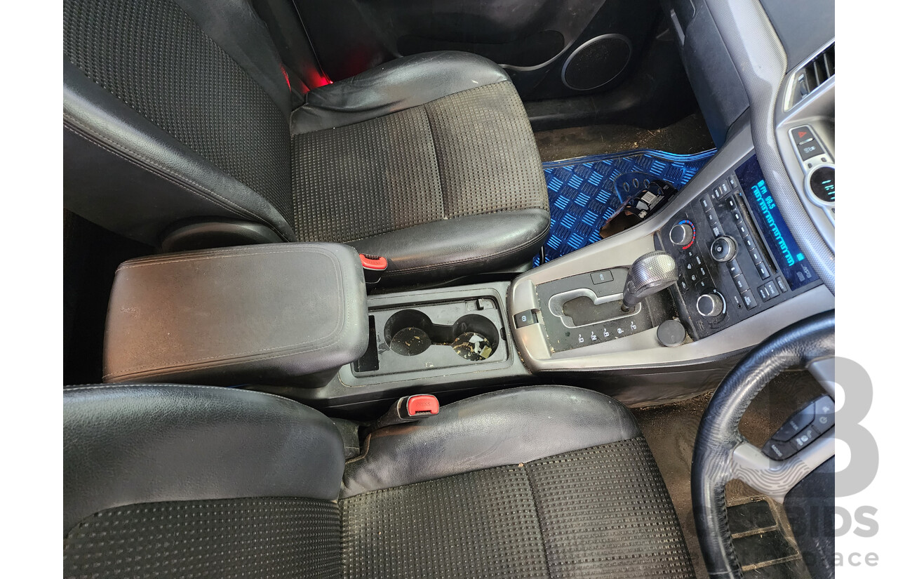 8/2012 Holden Captiva 7 CX (4x4) CG SERIES II 4d Wagon Gold 3.0L