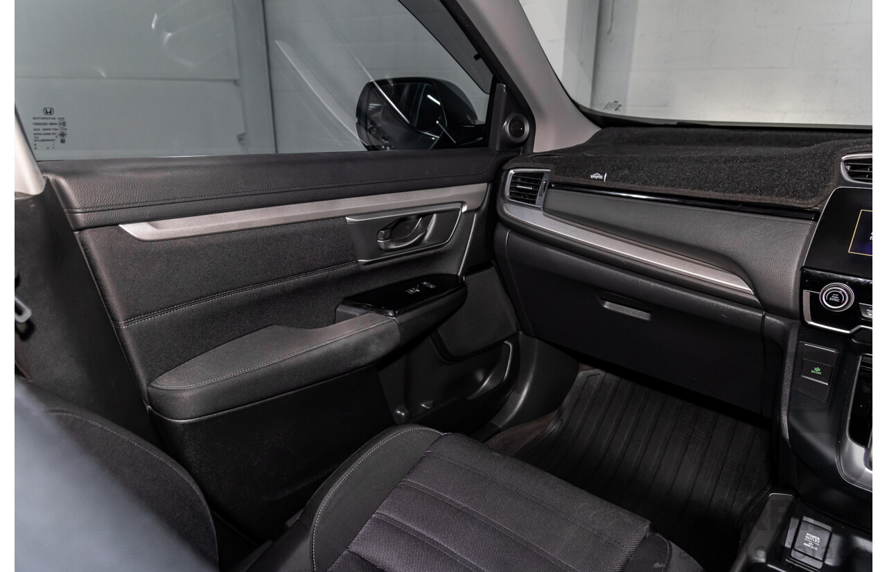 02/2020 Honda CR-V VTi-S (AWD) MY20 4d Wagon Lunar Silver Metallic Turbo 1.5L