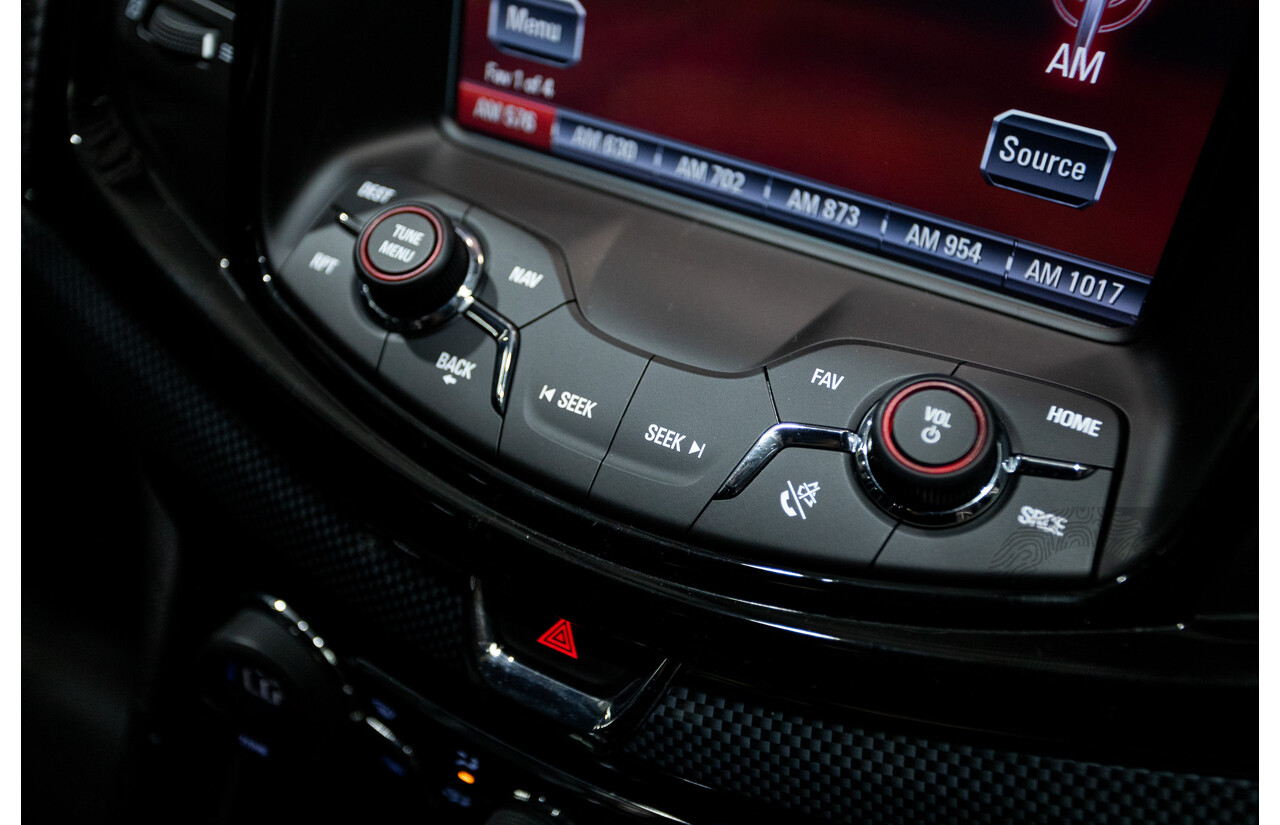 10/2016 Holden Commodore SV6 BLACK EDITION RWD VFII MY16 4D Sedan Heron White 3.6L