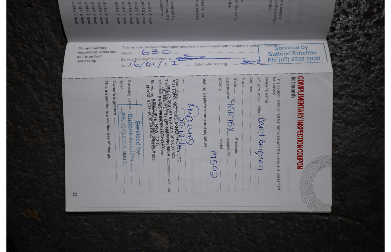 10/2016 Holden Commodore SV6 BLACK EDITION RWD VFII MY16 4D Sedan Heron White 3.6L