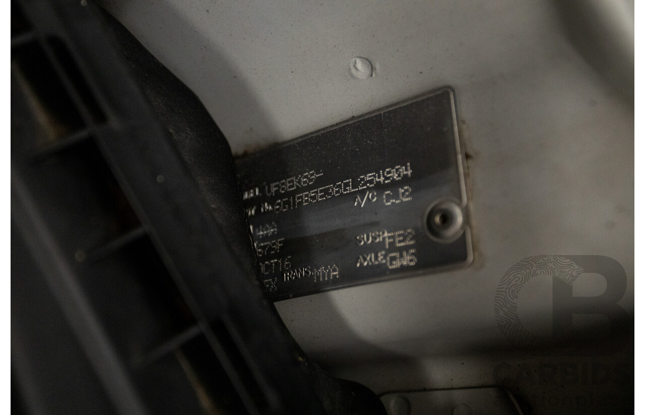 10/2016 Holden Commodore SV6 BLACK EDITION RWD VFII MY16 4D Sedan Heron White 3.6L