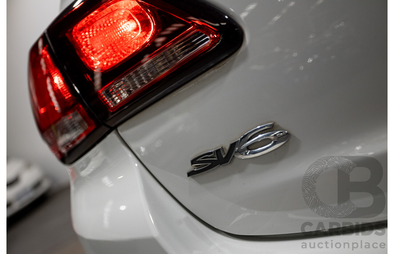 10/2016 Holden Commodore SV6 BLACK EDITION RWD VFII MY16 4D Sedan Heron White 3.6L