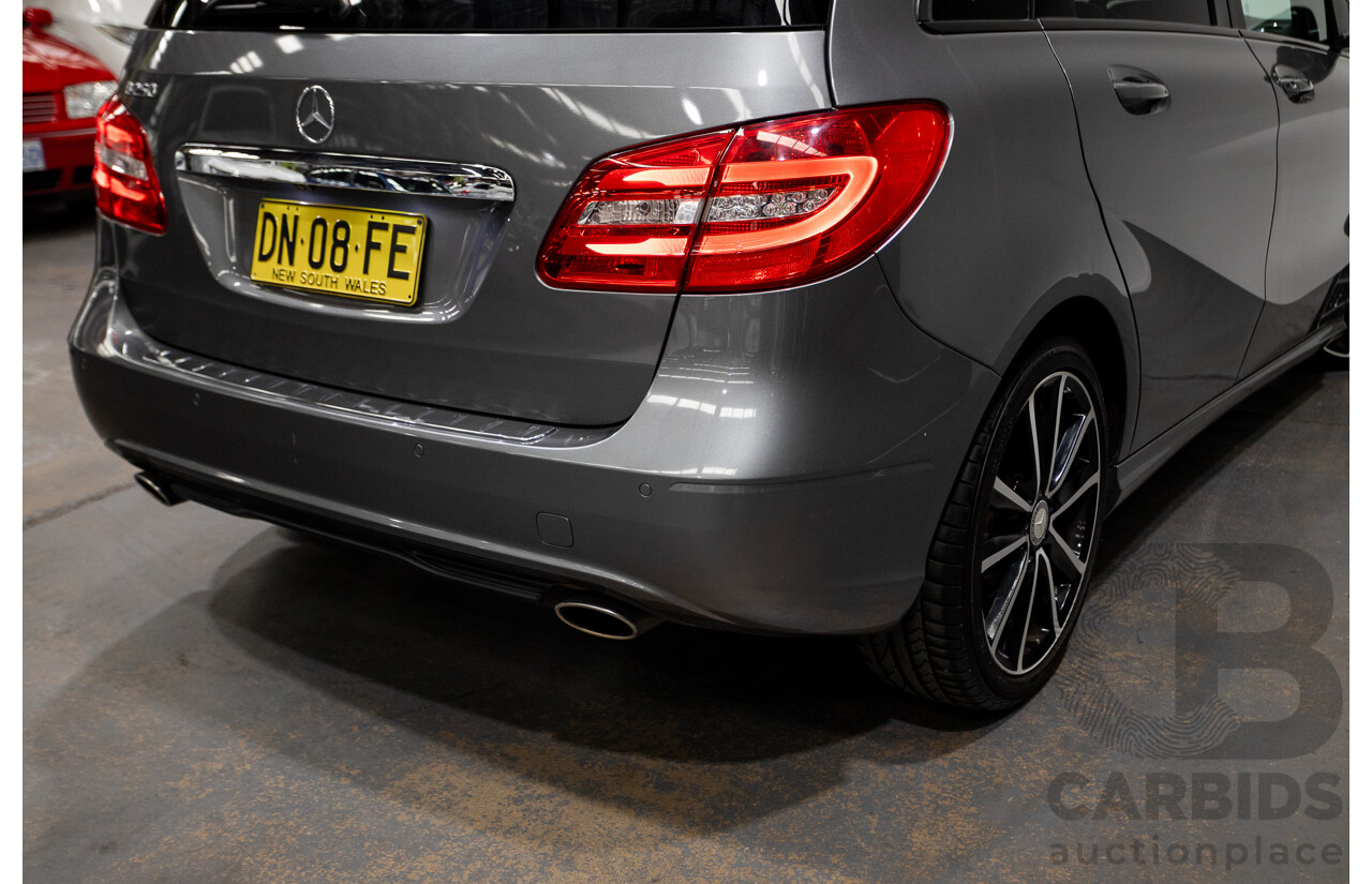 6/2014 Mercedes-Benz B250  246 MY14 5d Hatchback Mountain Metallic Grey 2.0L