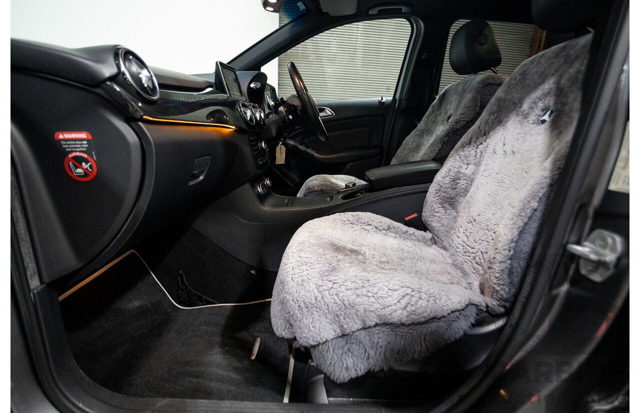 6/2014 Mercedes-Benz B250  246 MY14 5d Hatchback Mountain Metallic Grey 2.0L