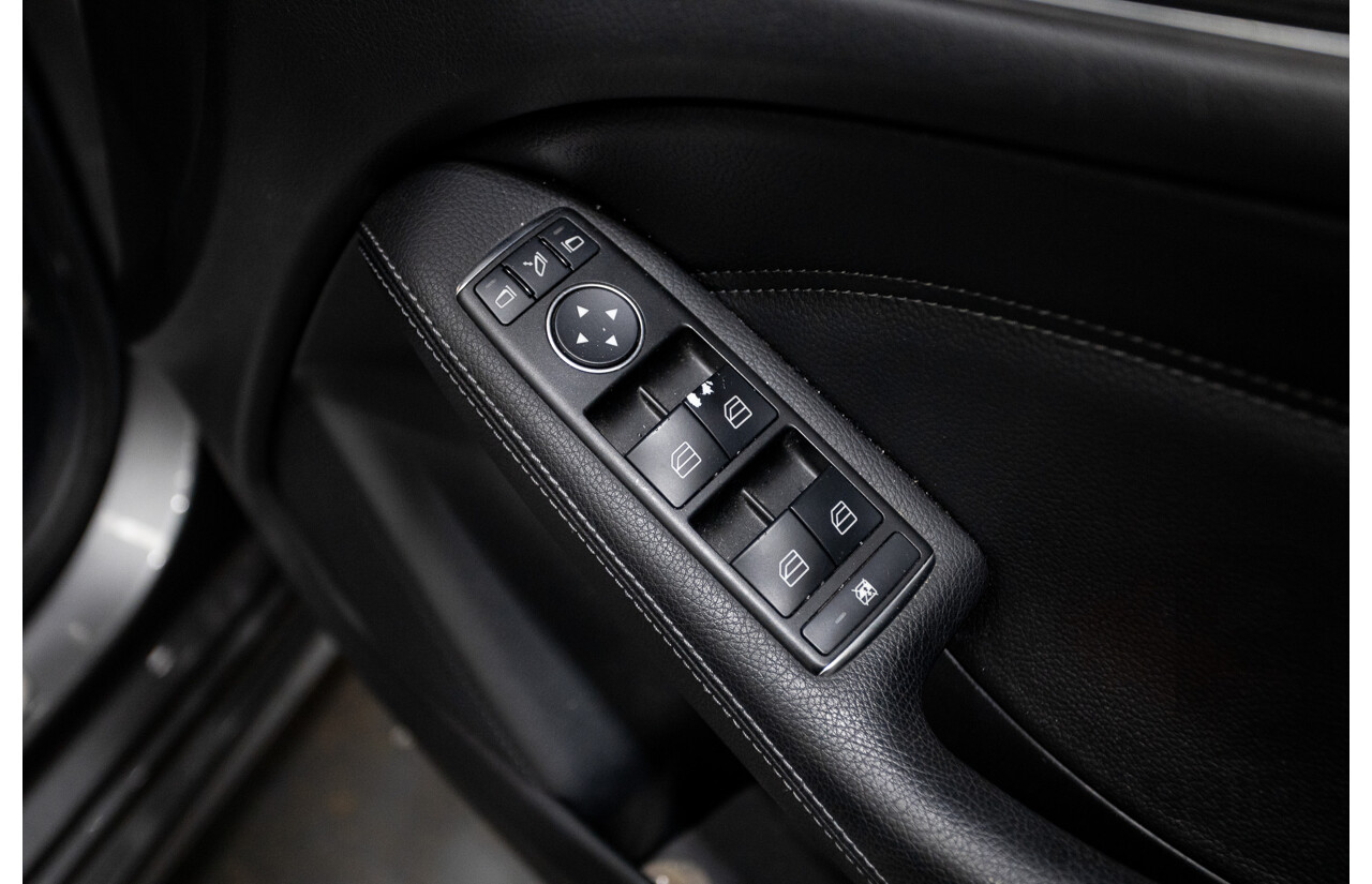 6/2014 Mercedes-Benz B250  246 MY14 5d Hatchback Mountain Metallic Grey 2.0L