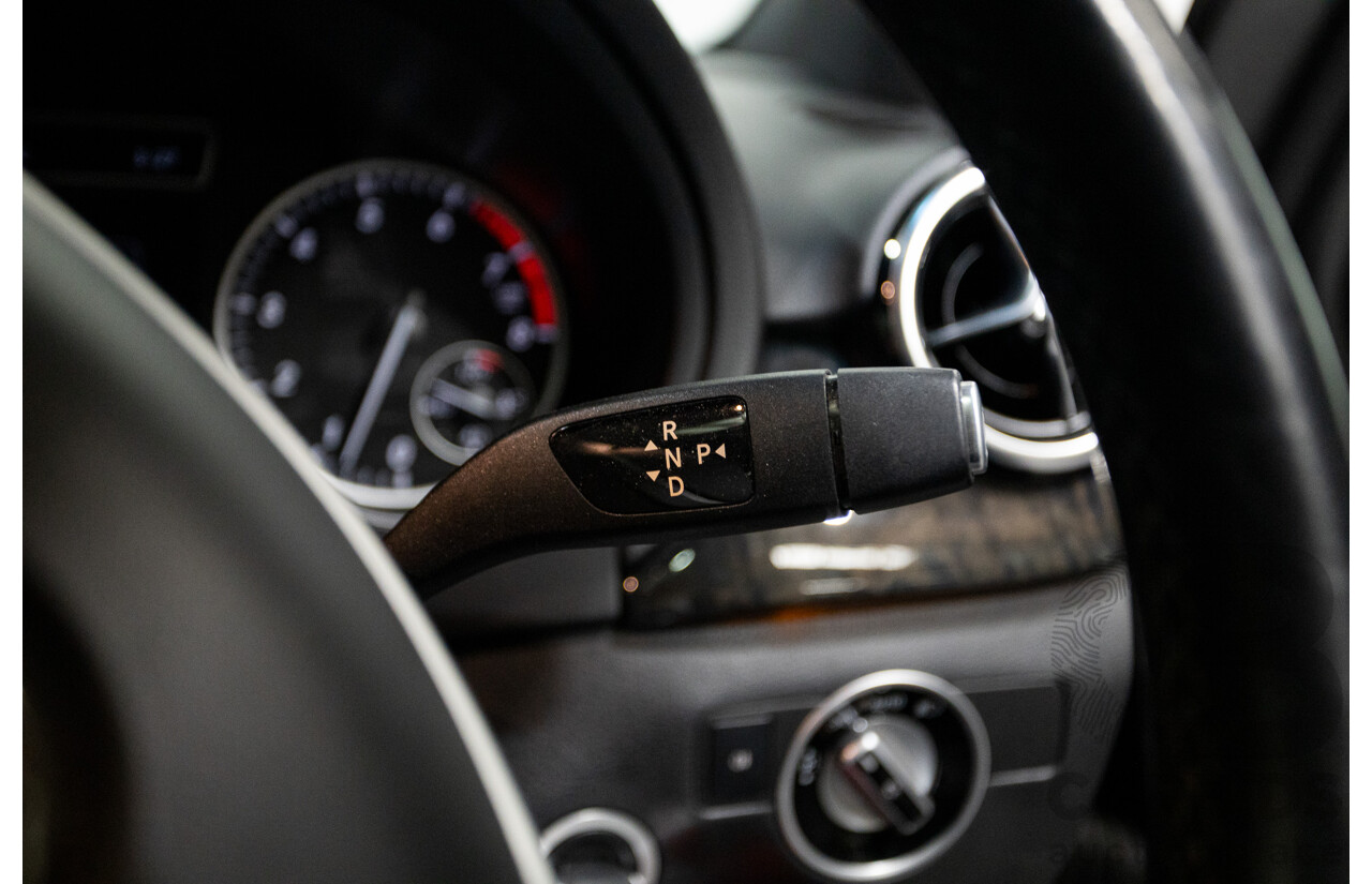 6/2014 Mercedes-Benz B250  246 MY14 5d Hatchback Mountain Metallic Grey 2.0L