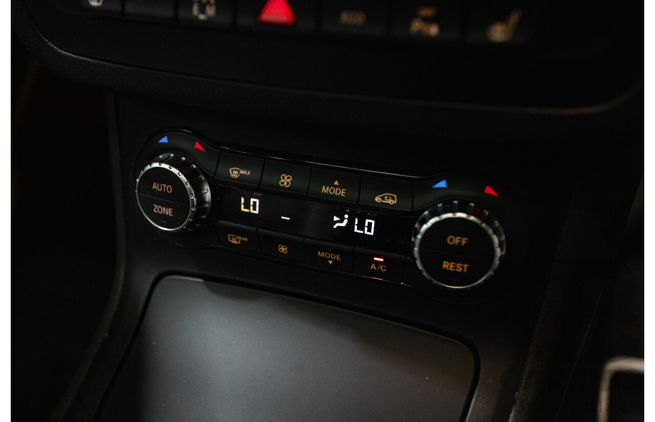 6/2014 Mercedes-Benz B250  246 MY14 5d Hatchback Mountain Metallic Grey 2.0L