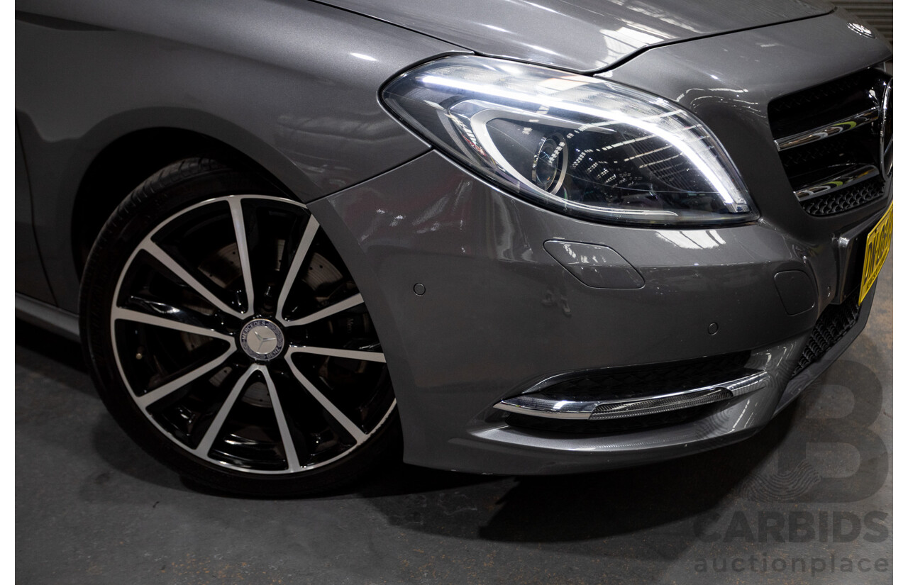6/2014 Mercedes-Benz B250  246 MY14 5d Hatchback Mountain Metallic Grey 2.0L