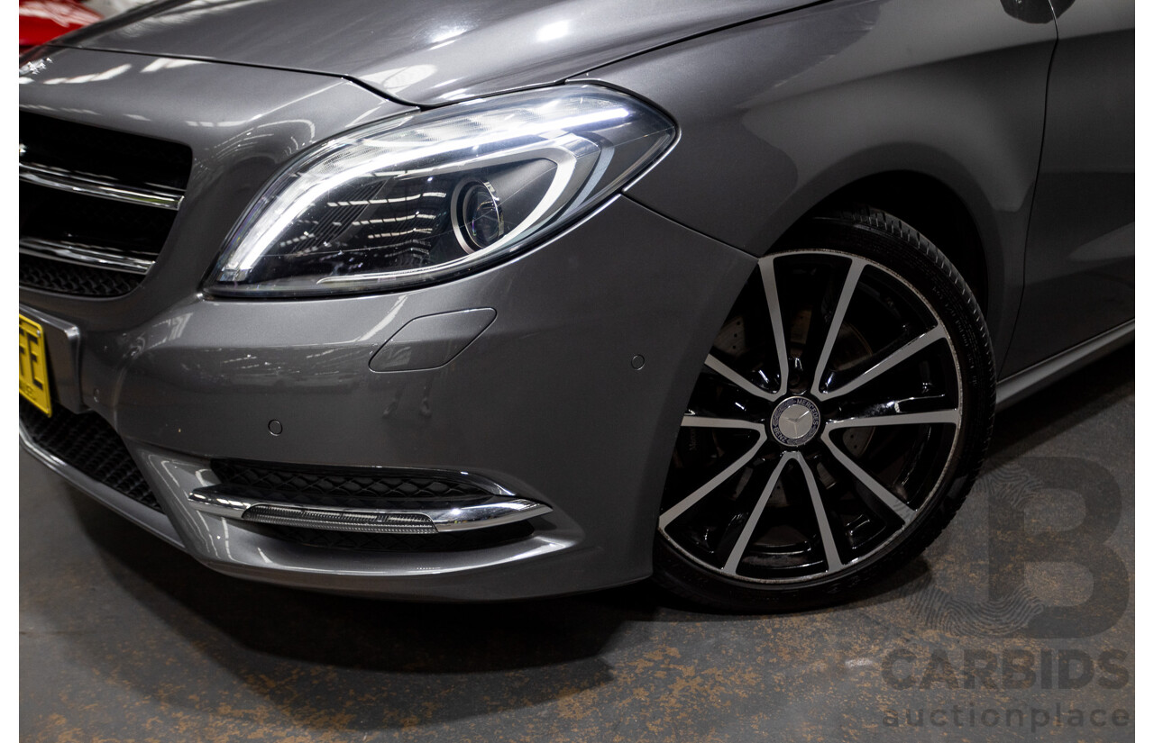 6/2014 Mercedes-Benz B250  246 MY14 5d Hatchback Mountain Metallic Grey 2.0L