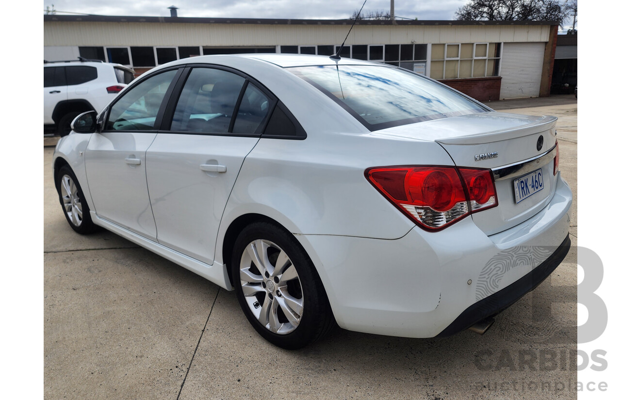 3/2014 Holden Cruze SRi JH MY14 4d Sedan White 1.6L
