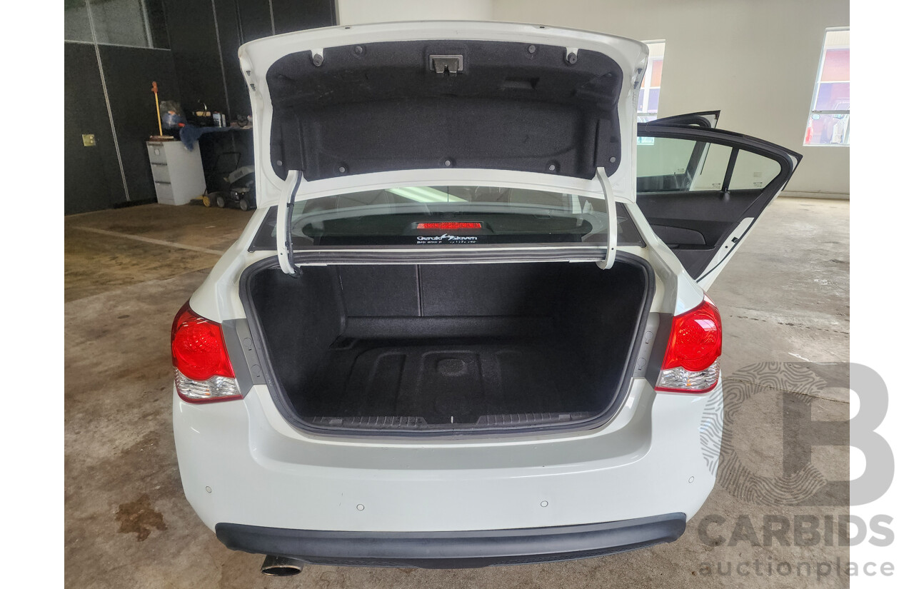3/2014 Holden Cruze SRi JH MY14 4d Sedan White 1.6L