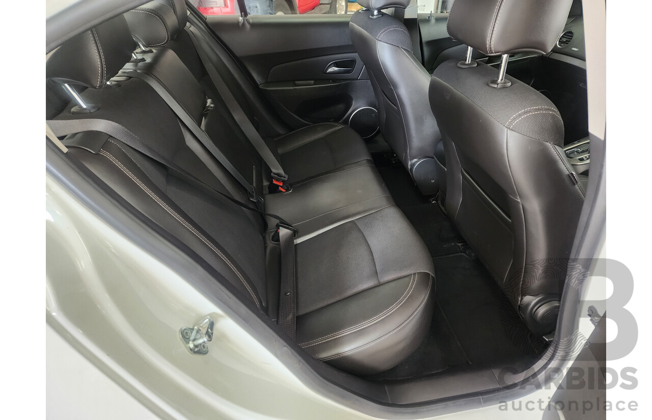 3/2014 Holden Cruze SRi JH MY14 4d Sedan White 1.6L