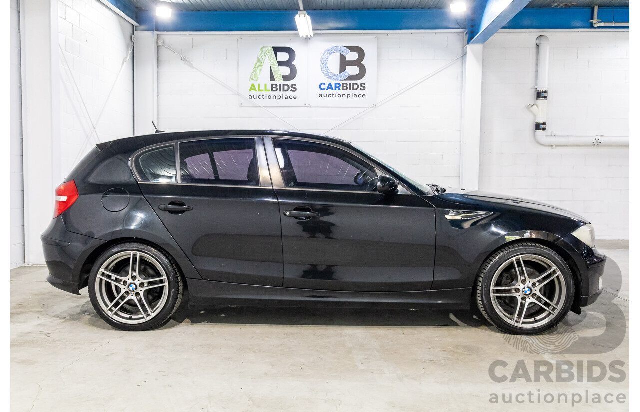 2/2009 BMW 120i E87 MY09 5d Hatchback Jet Black 2.0L