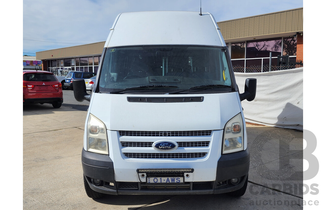 12/2012 Ford Transit HIGH (lwb) VM MY12 UPDATE Van White 2.2L