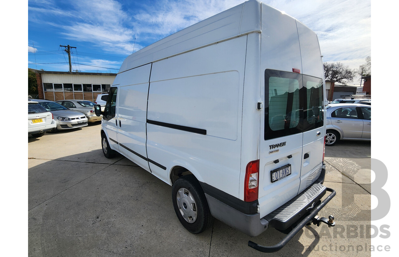 12/2012 Ford Transit HIGH (lwb) VM MY12 UPDATE Van White 2.2L