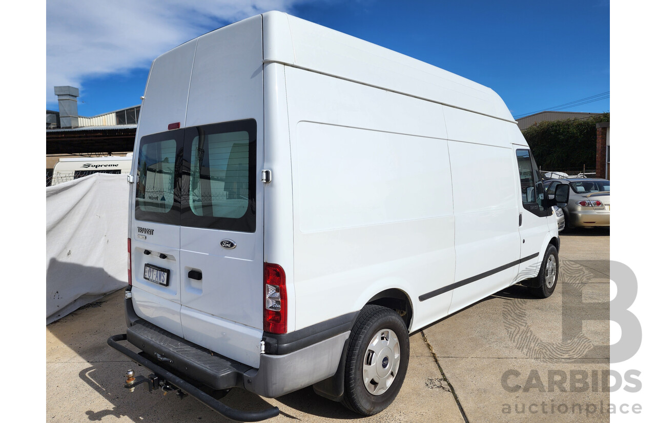 12/2012 Ford Transit HIGH (lwb) VM MY12 UPDATE Van White 2.2L