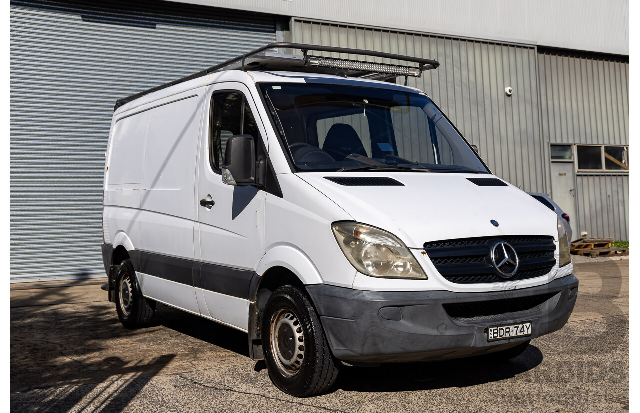 08/2007 Mercedes-Benz Sprinter 309CDI SWB (RWD) 906 3d Van White Turbo Diesel 2.1L