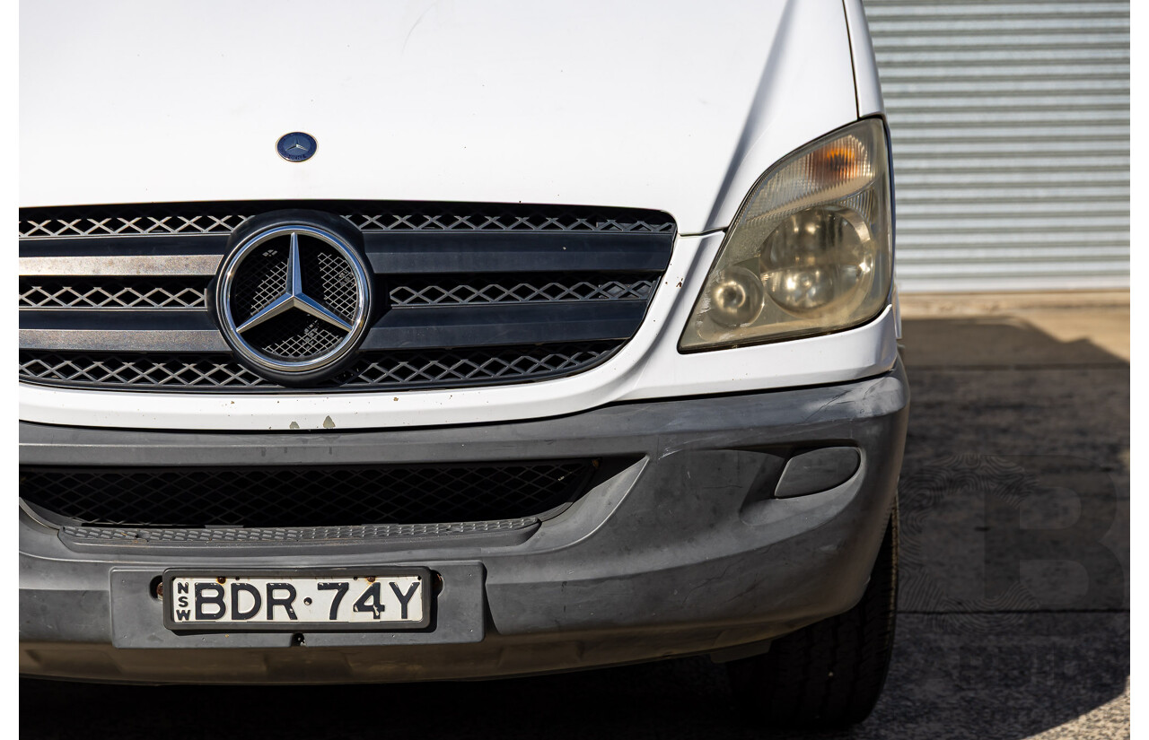 08/2007 Mercedes-Benz Sprinter 309CDI SWB (RWD) 906 3d Van White Turbo Diesel 2.1L