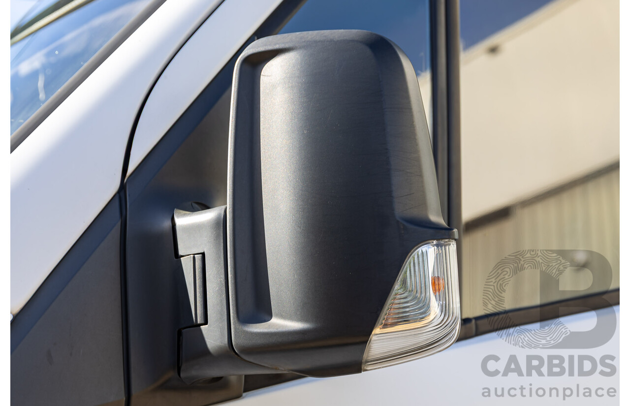 08/2007 Mercedes-Benz Sprinter 309CDI SWB (RWD) 906 3d Van White Turbo Diesel 2.1L