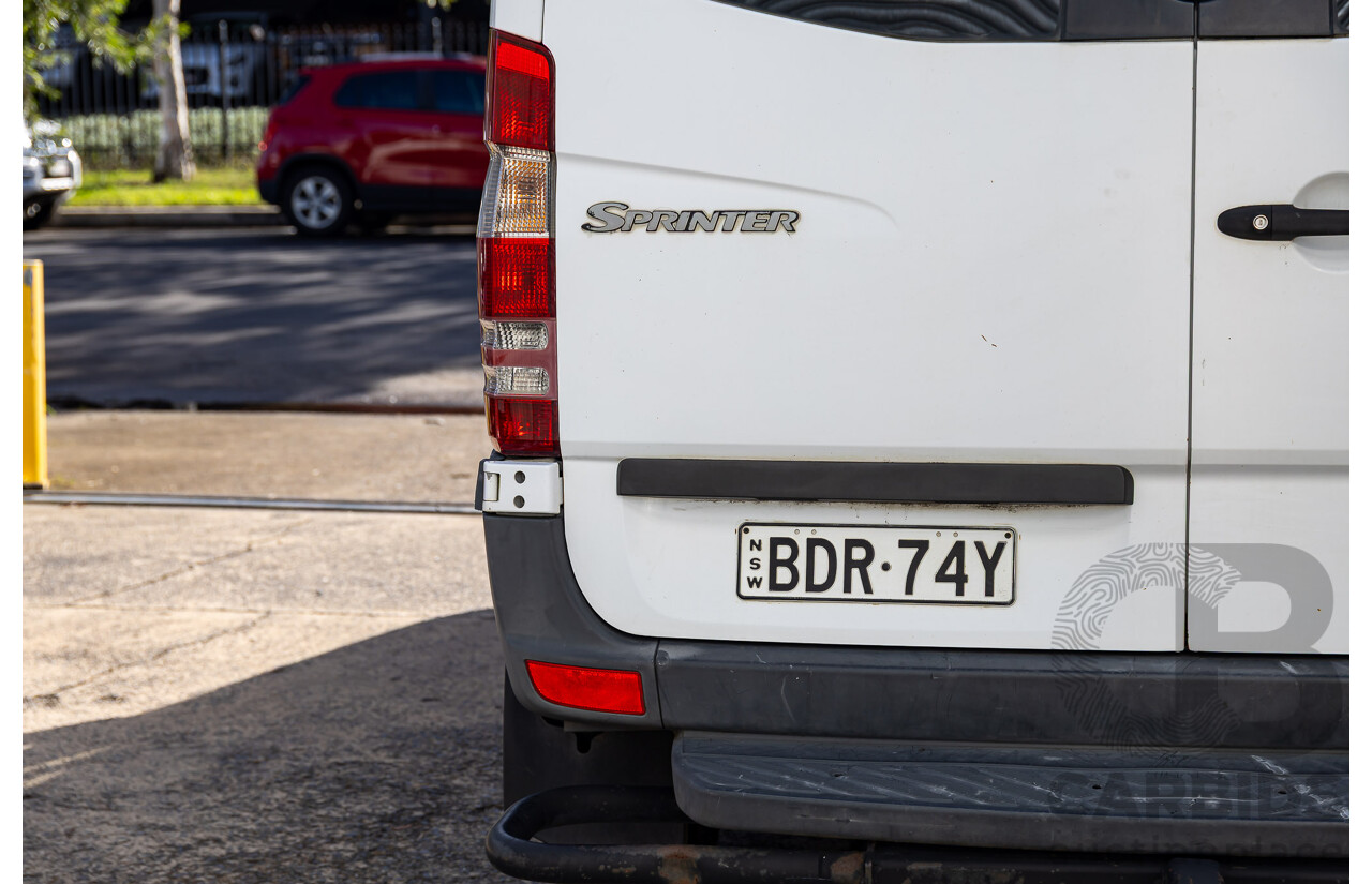 08/2007 Mercedes-Benz Sprinter 309CDI SWB (RWD) 906 3d Van White Turbo Diesel 2.1L