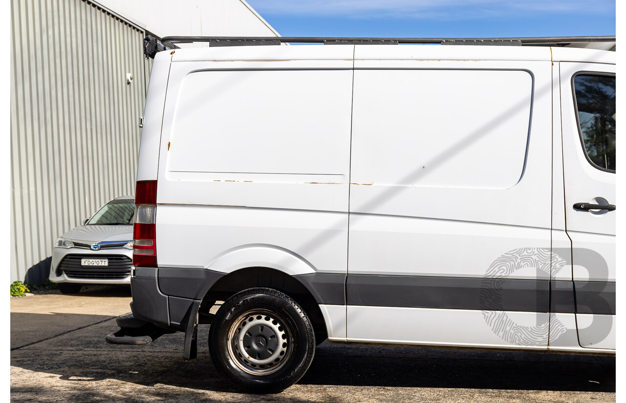 08/2007 Mercedes-Benz Sprinter 309CDI SWB (RWD) 906 3d Van White Turbo Diesel 2.1L