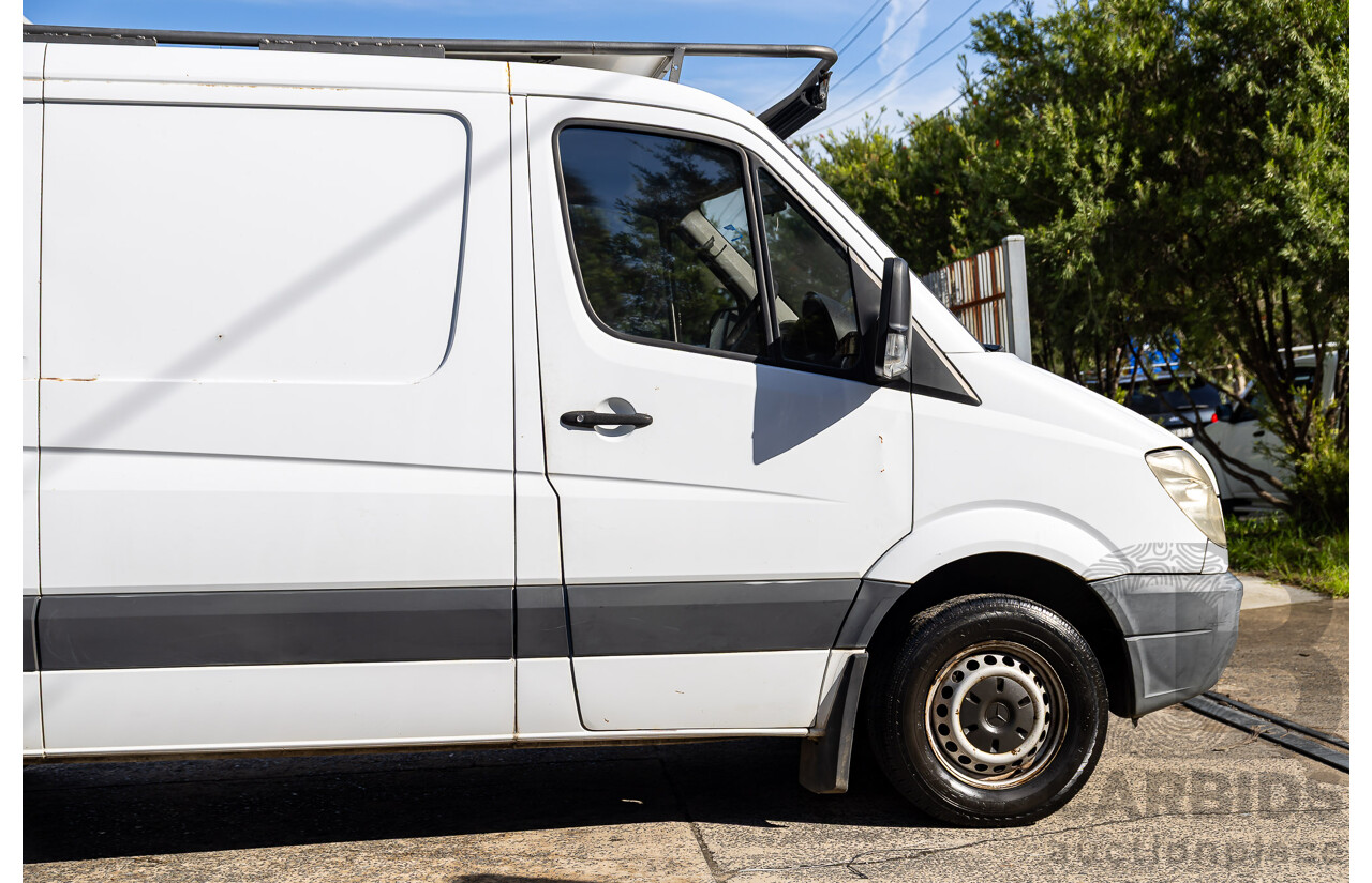 08/2007 Mercedes-Benz Sprinter 309CDI SWB (RWD) 906 3d Van White Turbo Diesel 2.1L