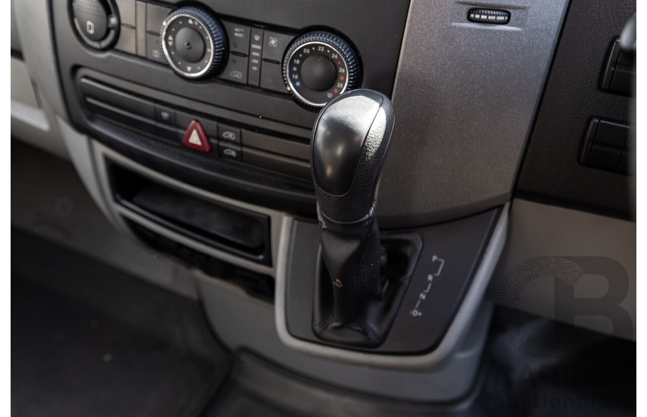 08/2007 Mercedes-Benz Sprinter 309CDI SWB (RWD) 906 3d Van White Turbo Diesel 2.1L