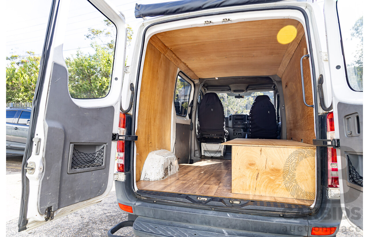 08/2007 Mercedes-Benz Sprinter 309CDI SWB (RWD) 906 3d Van White Turbo Diesel 2.1L