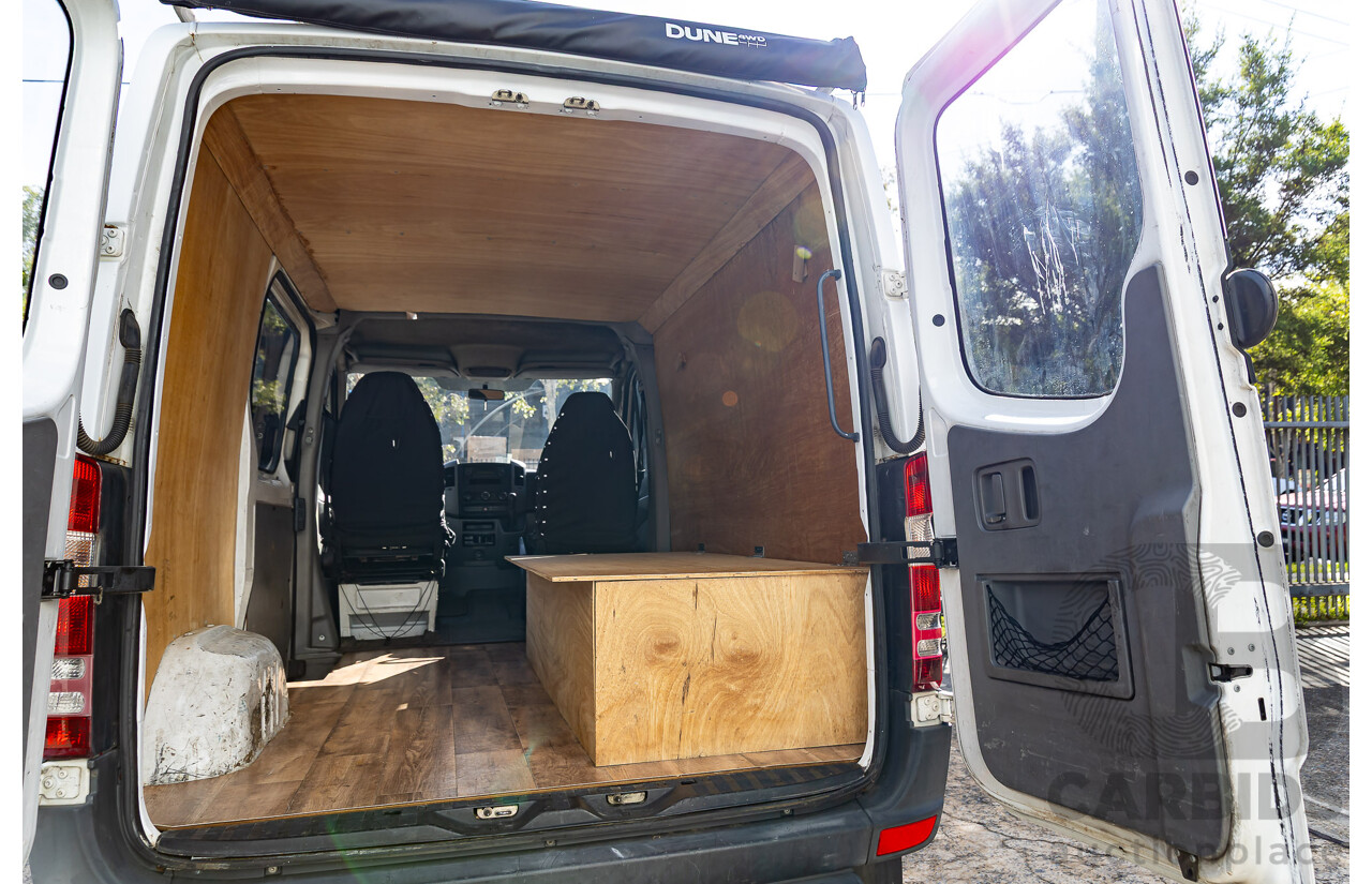 08/2007 Mercedes-Benz Sprinter 309CDI SWB (RWD) 906 3d Van White Turbo Diesel 2.1L