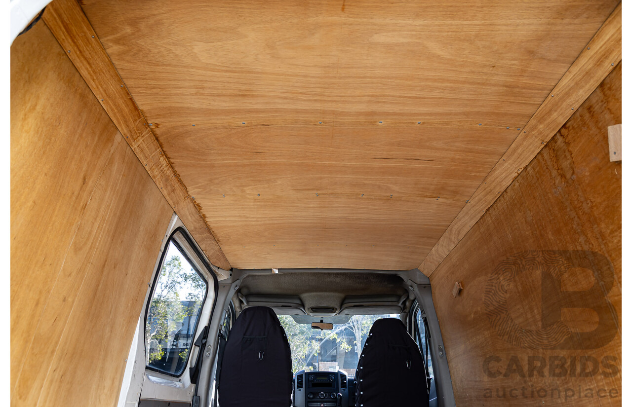 08/2007 Mercedes-Benz Sprinter 309CDI SWB (RWD) 906 3d Van White Turbo Diesel 2.1L