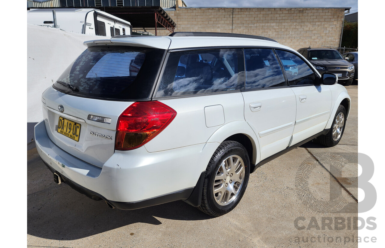 11/2005 Subaru Outback 2.5i MY05 4d Wagon White 2.5L
