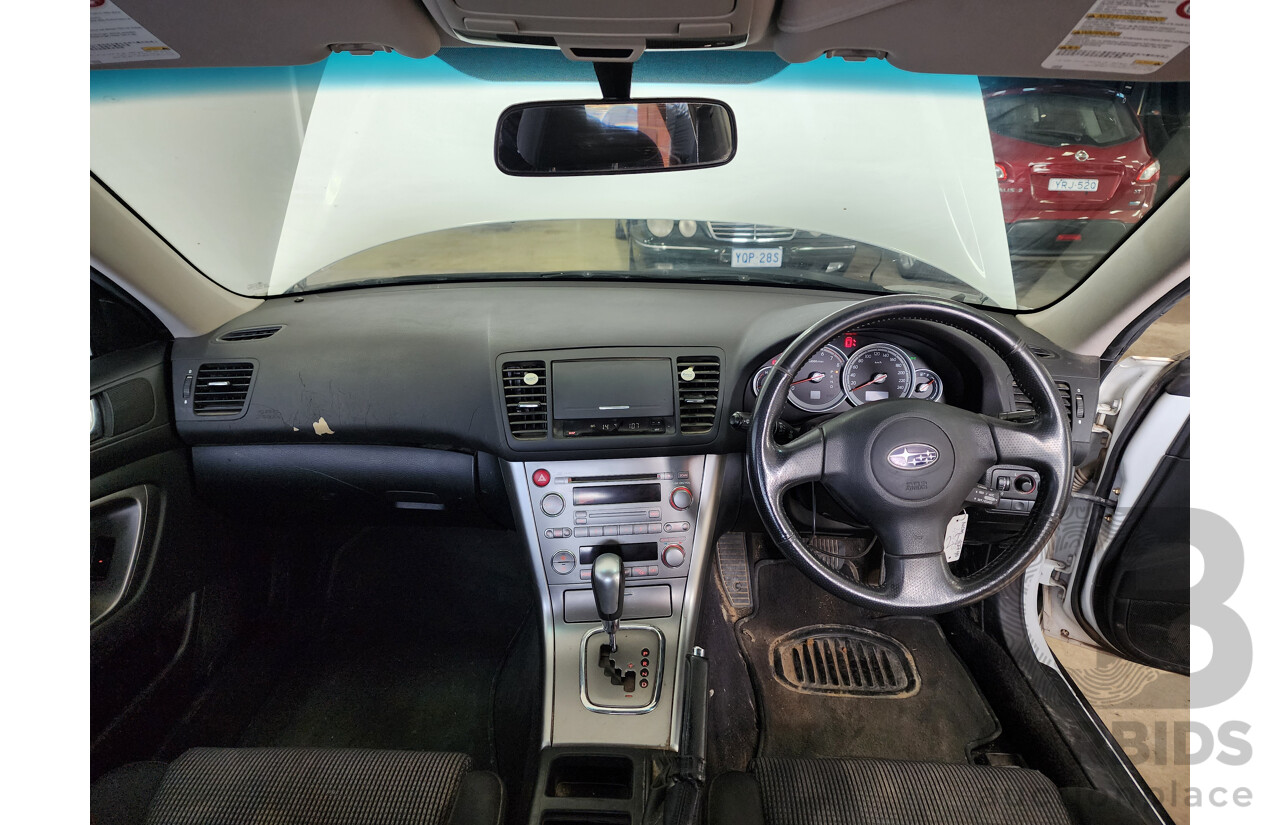 11/2005 Subaru Outback 2.5i MY05 4d Wagon White 2.5L