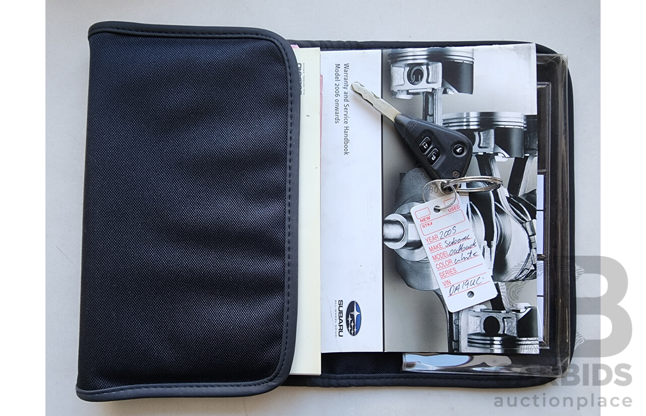 11/2005 Subaru Outback 2.5i MY05 4d Wagon White 2.5L