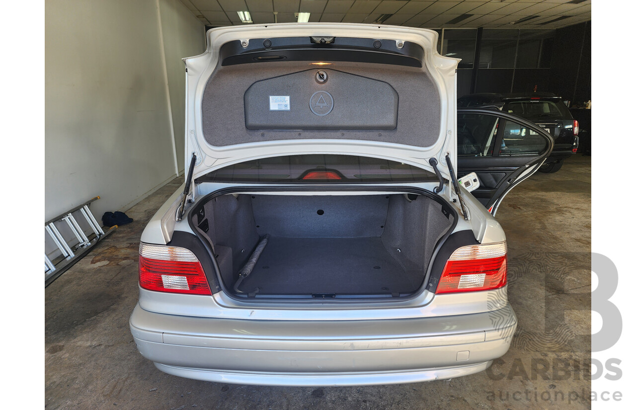9/2002 Bmw 5 25i Executive E39 4d Sedan Silver 2.5L