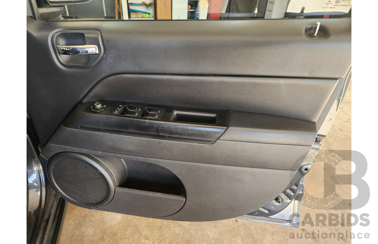 1/2014 Jeep Compass Sport (4x2) MK MY14 4d Wagon Black 2.0L