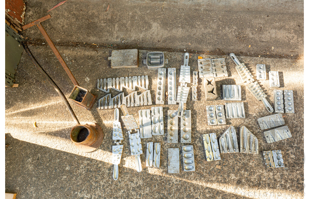 Job Lot Quantity of Fishing Sinker Moulds & Crucibles ETC