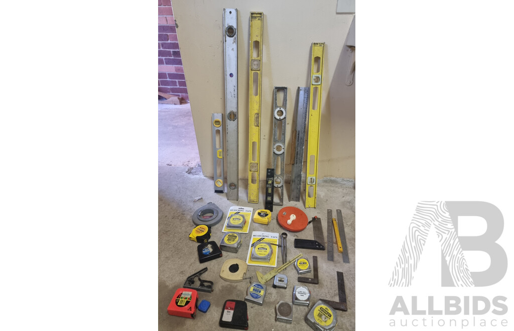 Job Lot Various Hand Tools - Tape Measures & Spirit Levels ETC