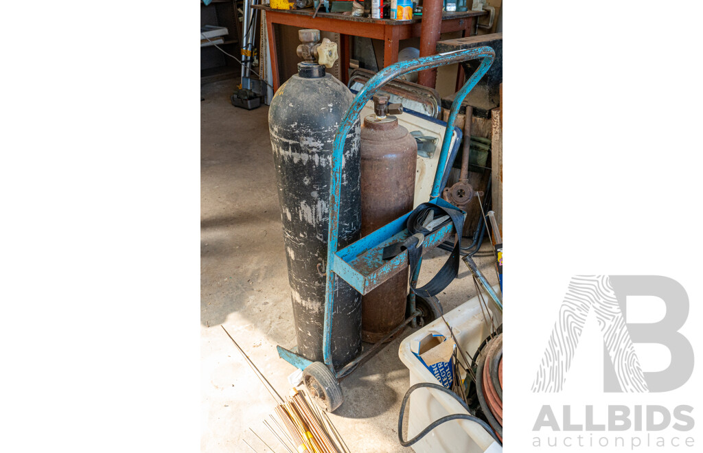 Oxy Acetylene Trolley with Gas Bottles & Miscellaneous Welding Accessories ETC